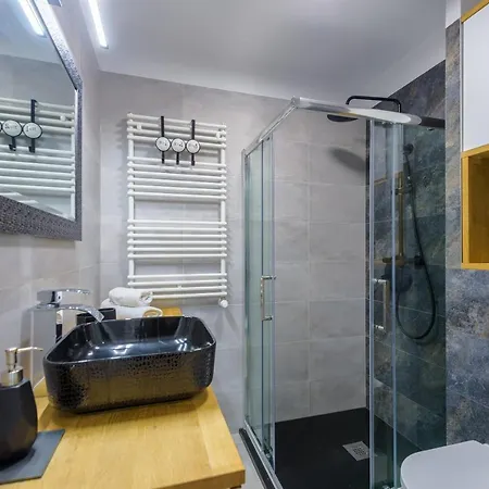 Leśniczówka - 5d *